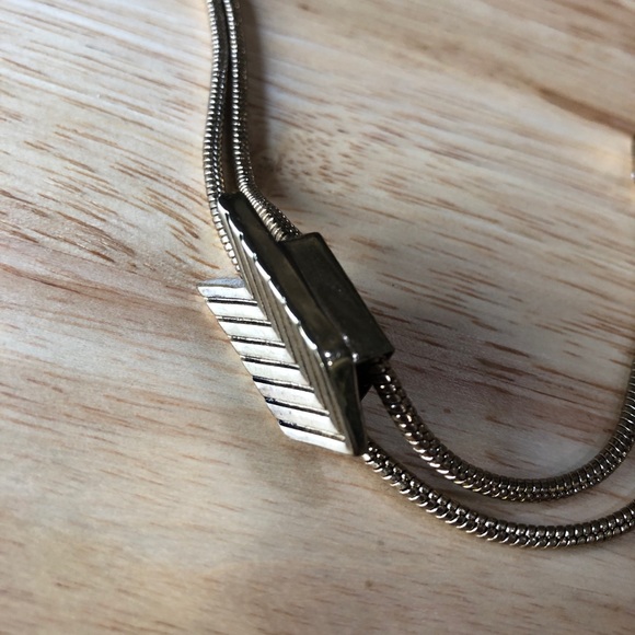 Adia Kibur Chevron Arrow Bolo Lariat Necklace - Picture 3 of 7